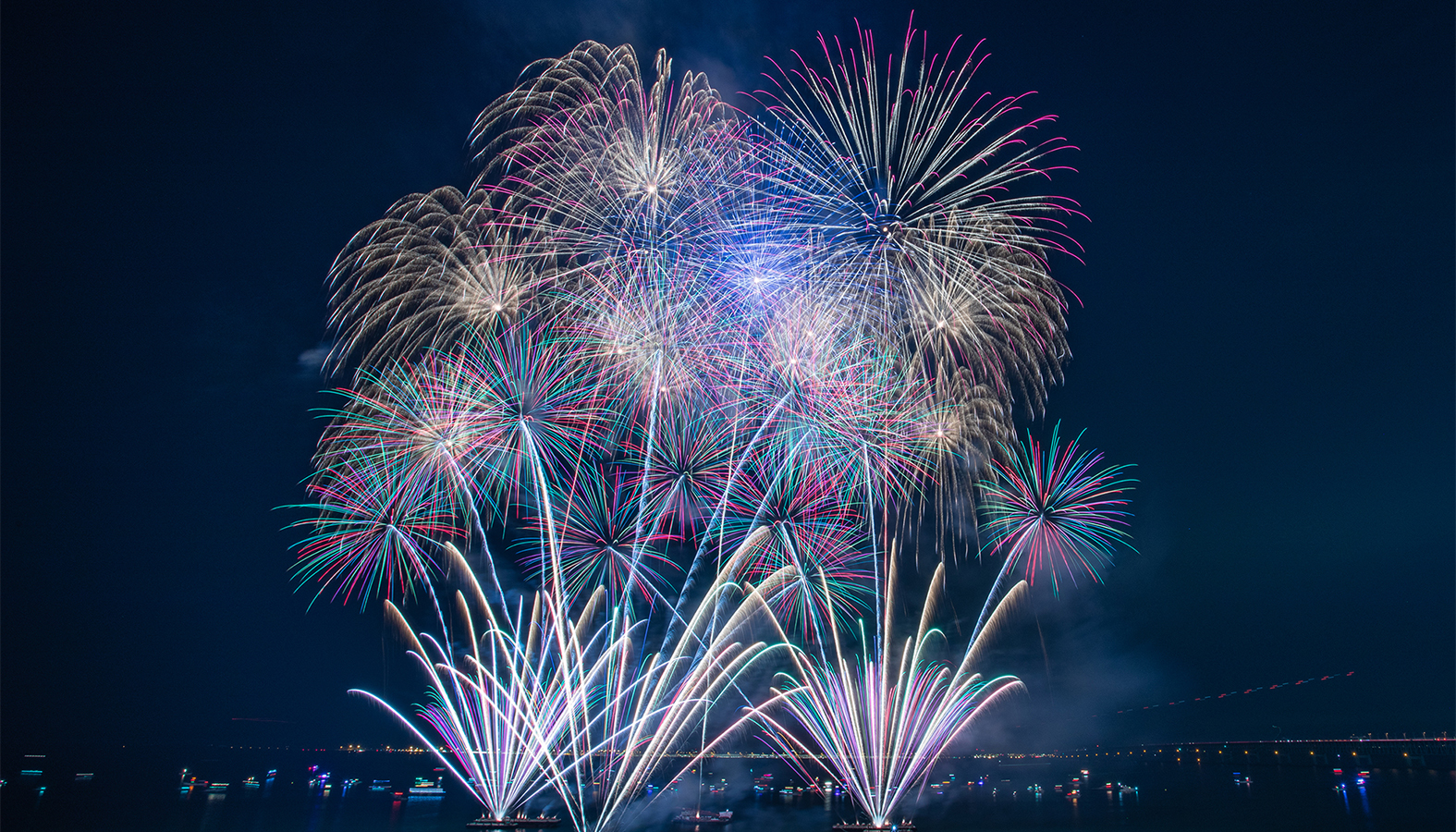 花火×音楽、今世界が注目する花火エンターテインメント“芸術花火”！『大阪芸術花火2025』が11月1日（土）にりんくう公園で開催決定！