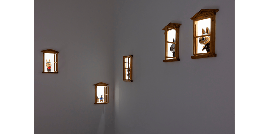 THE MONSTERS 10周年記念展 東京「MONSTERS BY MONSTERS: NOW AND THEN」会場風景