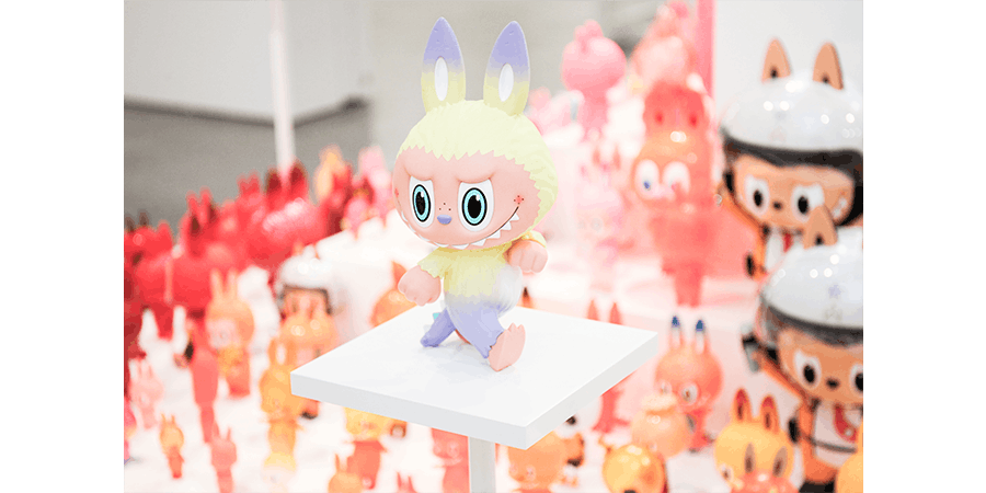 THE MONSTERS 10周年記念展 東京「MONSTERS BY MONSTERS: NOW AND THEN」会場風景