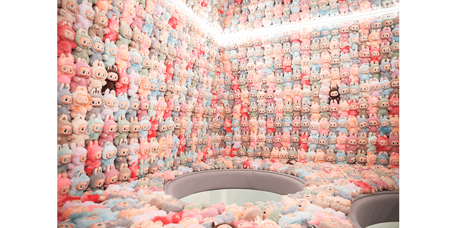 THE MONSTERS 10周年記念展 東京「MONSTERS BY MONSTERS: NOW AND THEN」会場風景