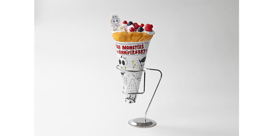 THE MONSTERS 10周年記念展 東京「MONSTERS BY MONSTERS: NOW AND THEN」コラボメニュー：MOKOKO’s FRUITS CREPEの画像